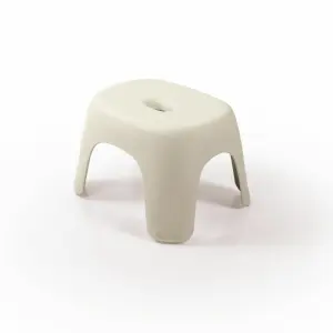 7126 Столче с противоплъзгащо покритие R. Beige