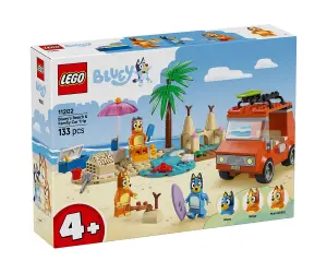LEGO® Bluey 11202 - Пътуване до плажа със семейната кола на Блуи