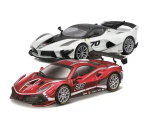 Bburago Ferrari - модел на кола 1:43 Racing колекция