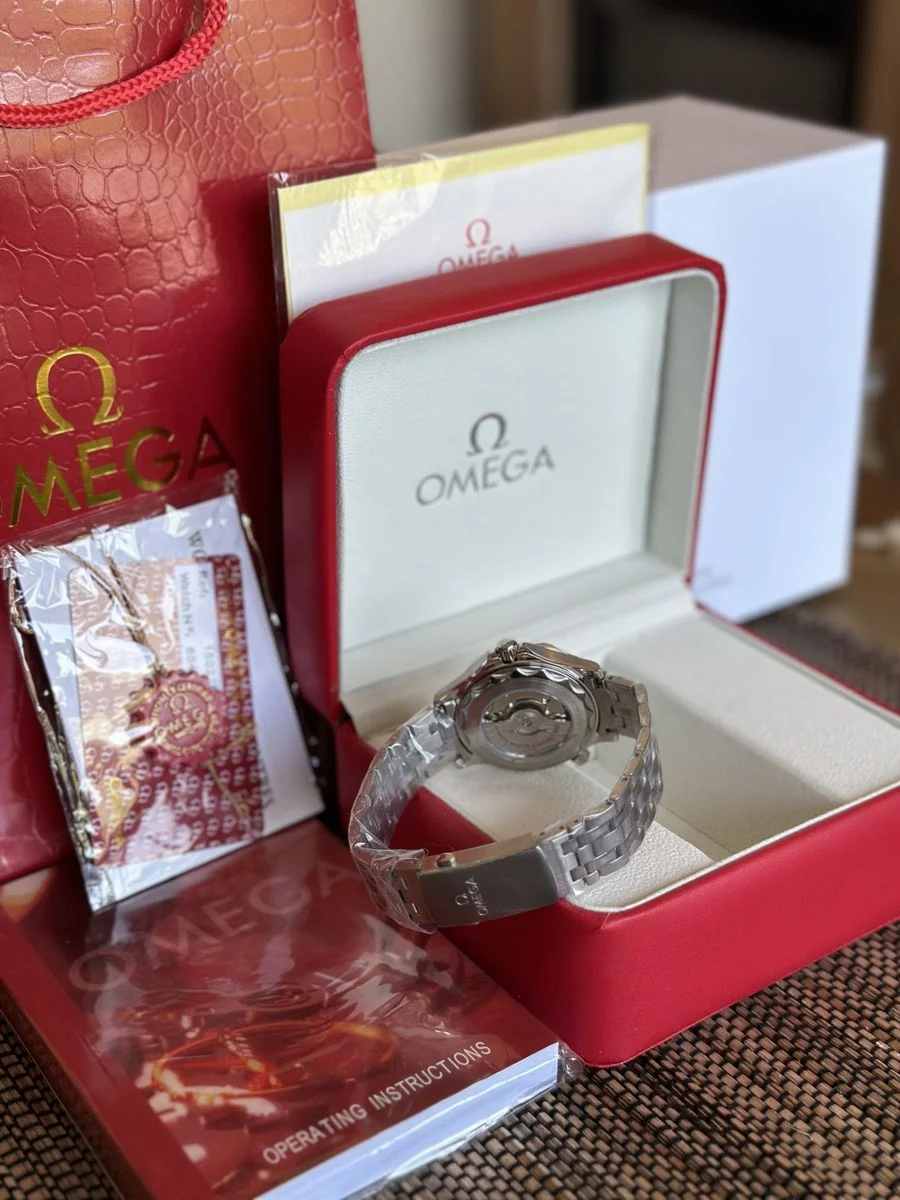Omega Seamaster Diver 300m Black Dial — снимка 5