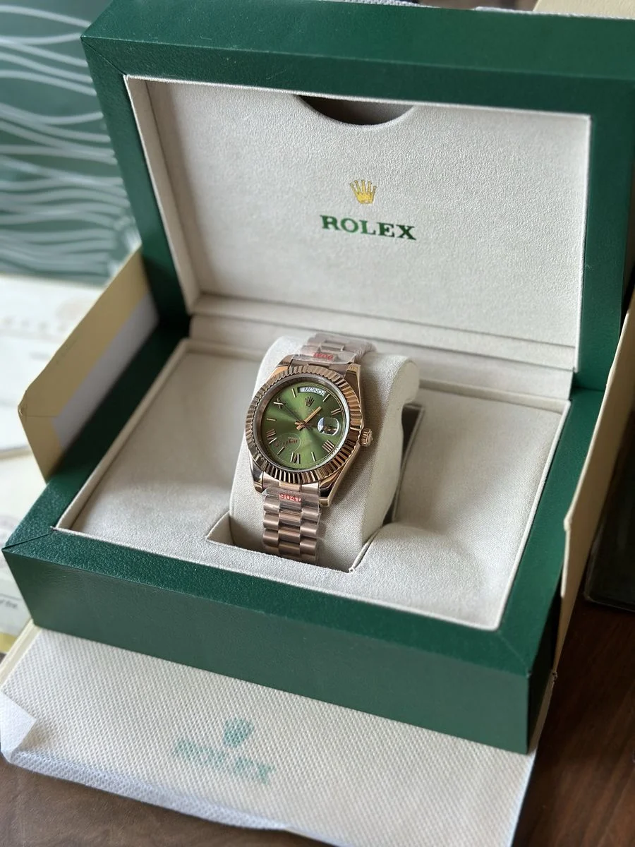 Rolex Day-Date Rose Gold And Green 40 mm — снимка 3