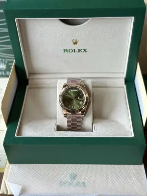 Rolex Day-Date Rose Gold And Green 40 mm