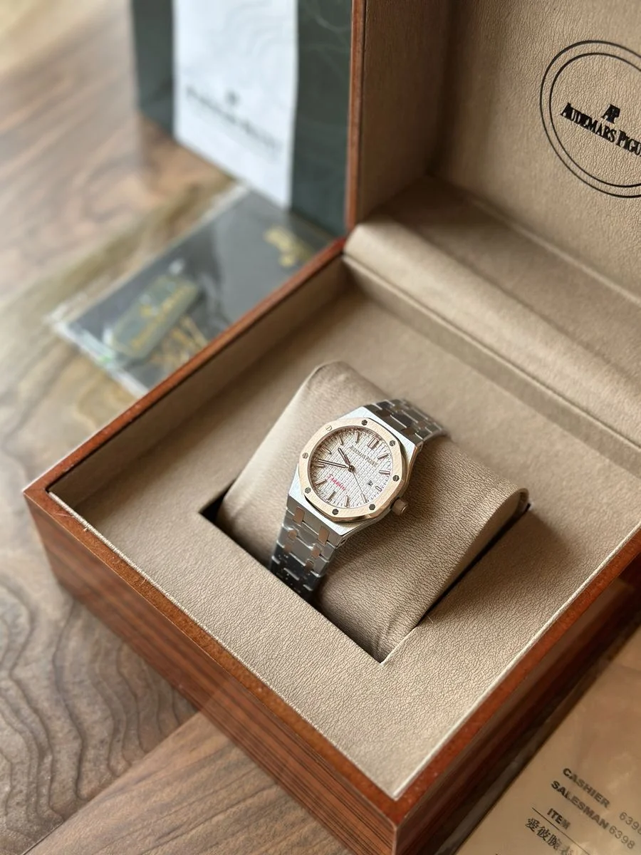 Audemars Piguet Royal Oak 33 mm Quartz - ДАМСКИ МОДЕЛ. — снимка 3