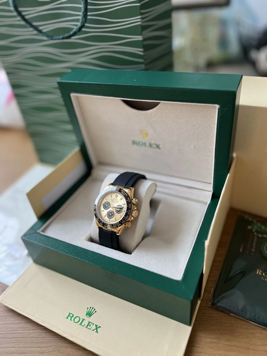 Rolex Daytona Cosmograph Gold And Black 40 mm Rubber — снимка 3