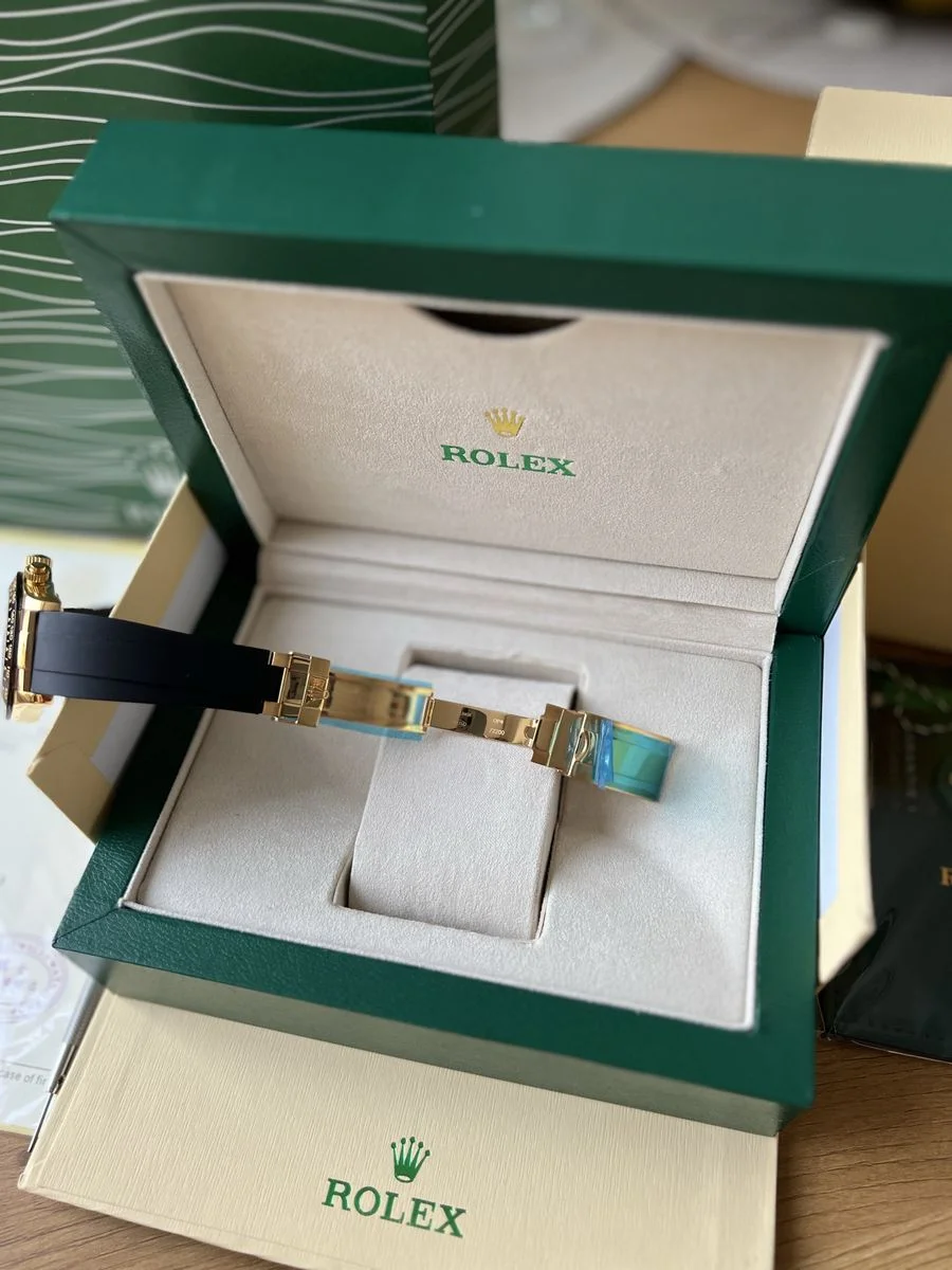 Rolex Daytona Cosmograph Gold And Black 40 mm Rubber — снимка 7
