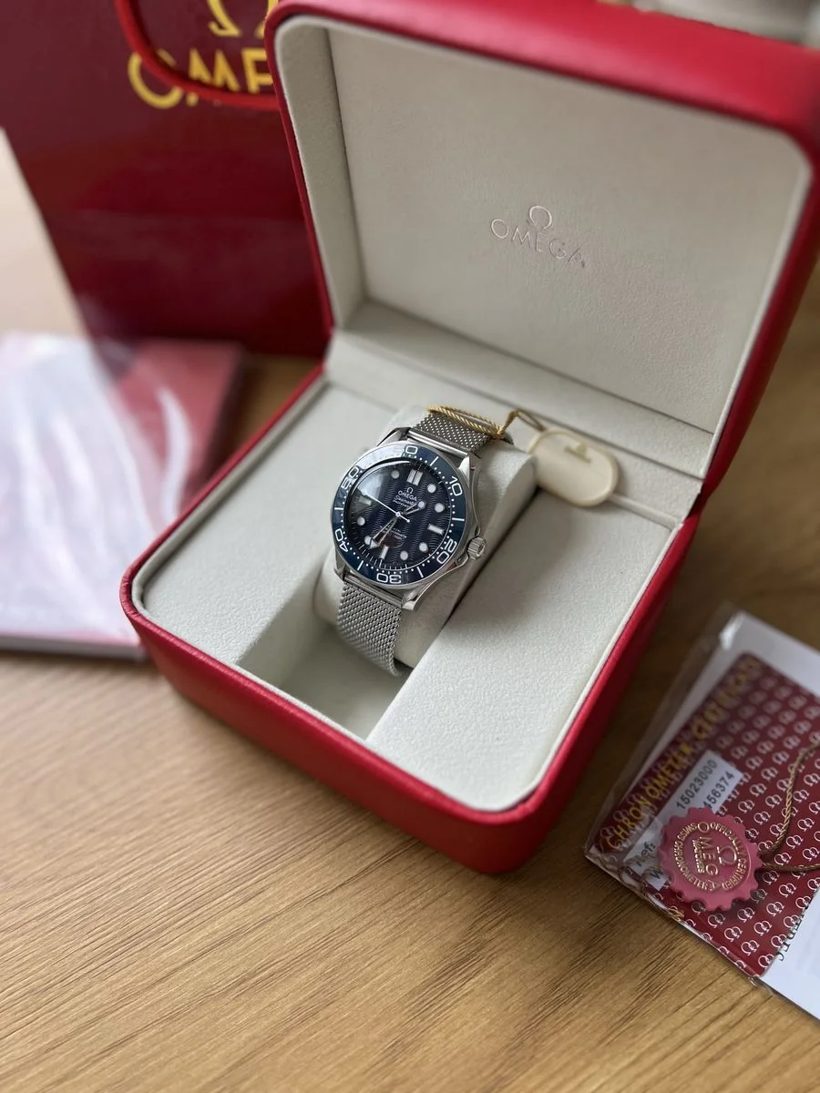 Omega Seamaster “James Bond 007” Blue 42 mm — снимка 4
