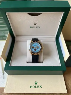 Rolex Daytona Cosmograph Gold And Blue 40 mm Rubber