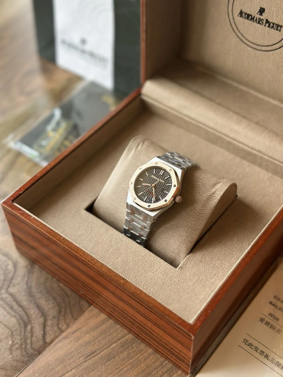 Audemars Piguet Royal Oak 33mm Quartz - ДАМСКИ МОДЕЛ — снимка 4