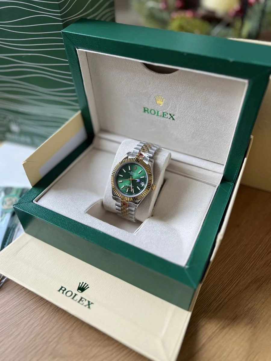 Rolex Datejust Gold And Green Dial 41 mm — снимка 2