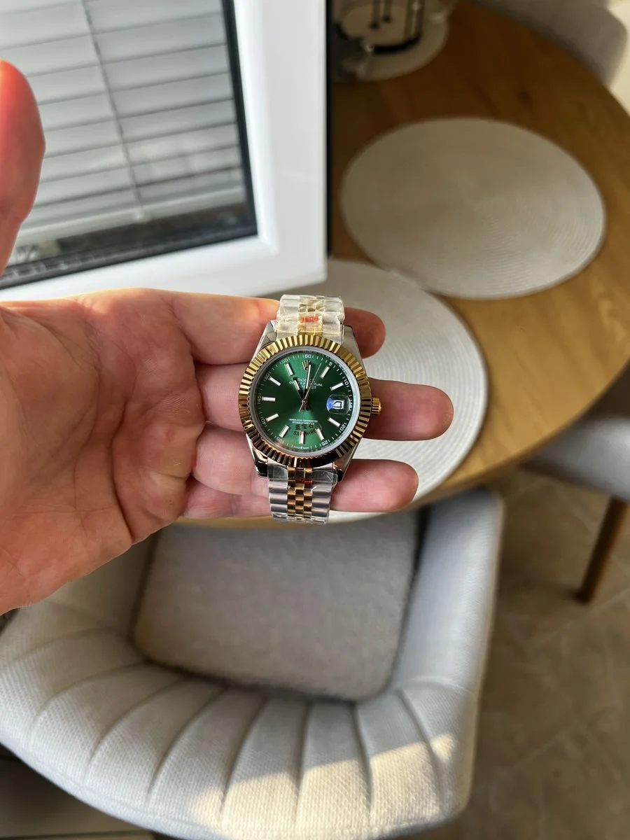 Rolex Datejust Gold And Green Dial 41 mm — снимка 7