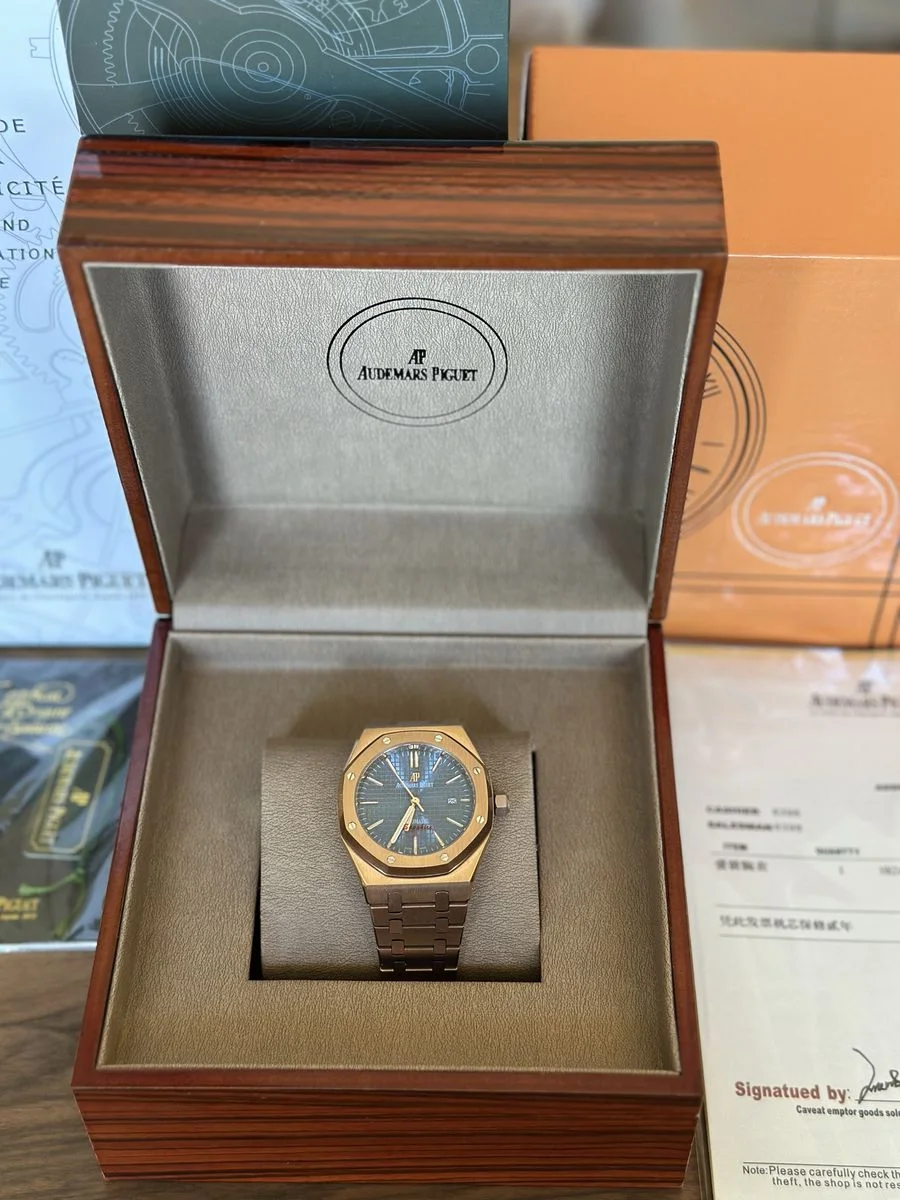 Audemars Piguet Royal Oak Rose Gold And Blue 41 mm — снимка 2