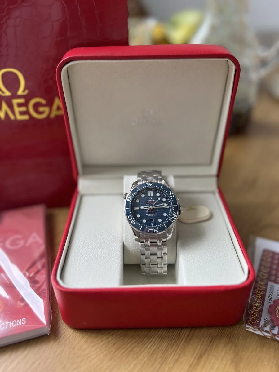 Omega Seamaster Diver 300m Blue Dial 42 mm — снимка 2
