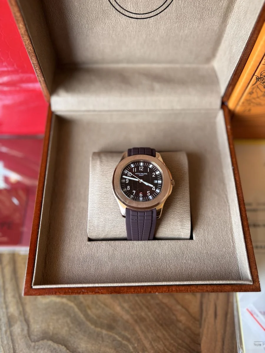Patek Philippe Aquanaut Rose Gold 40 mm — снимка 2