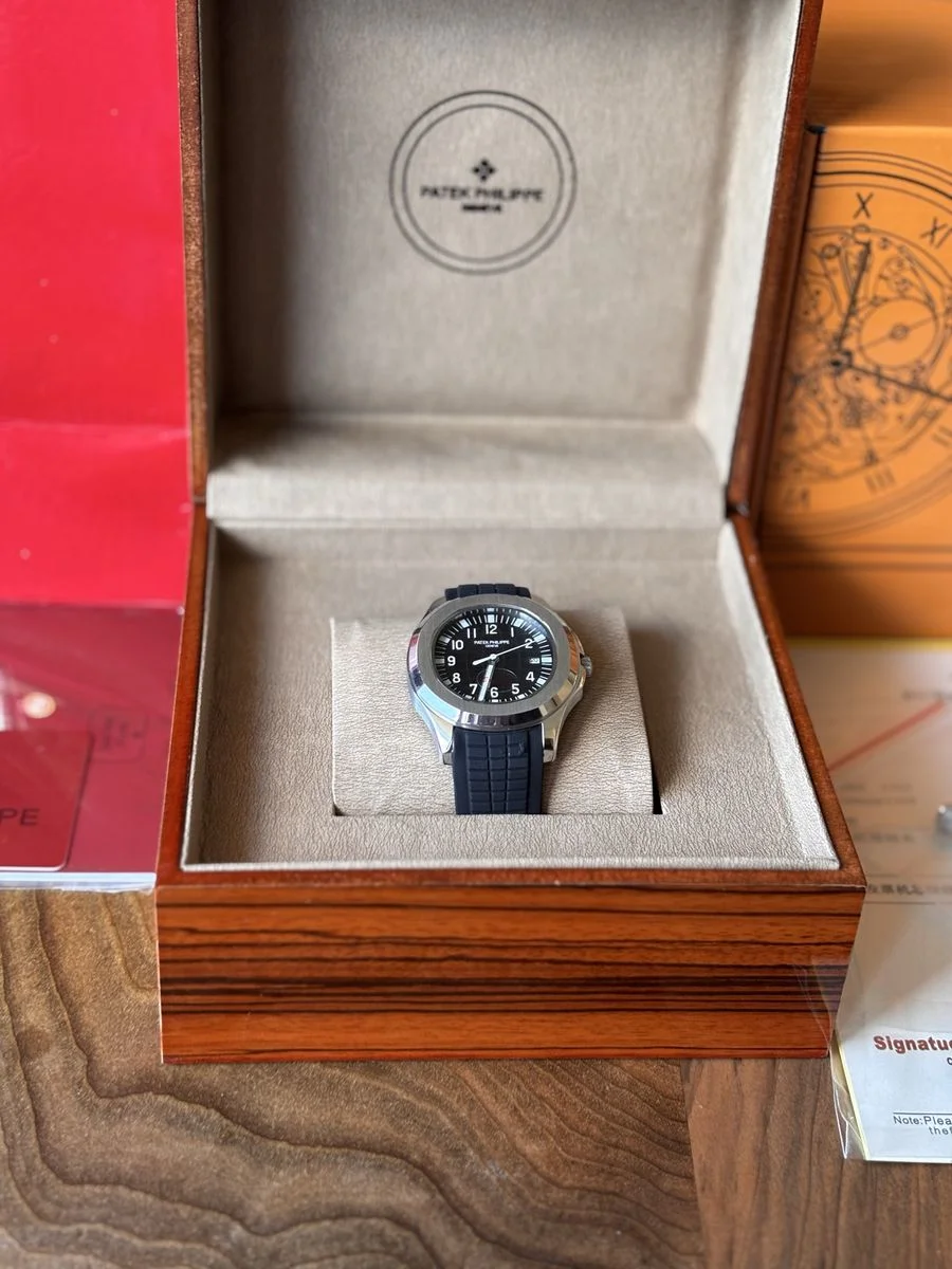 Patek Philippe Aquanaut Black 40 mm — снимка 2