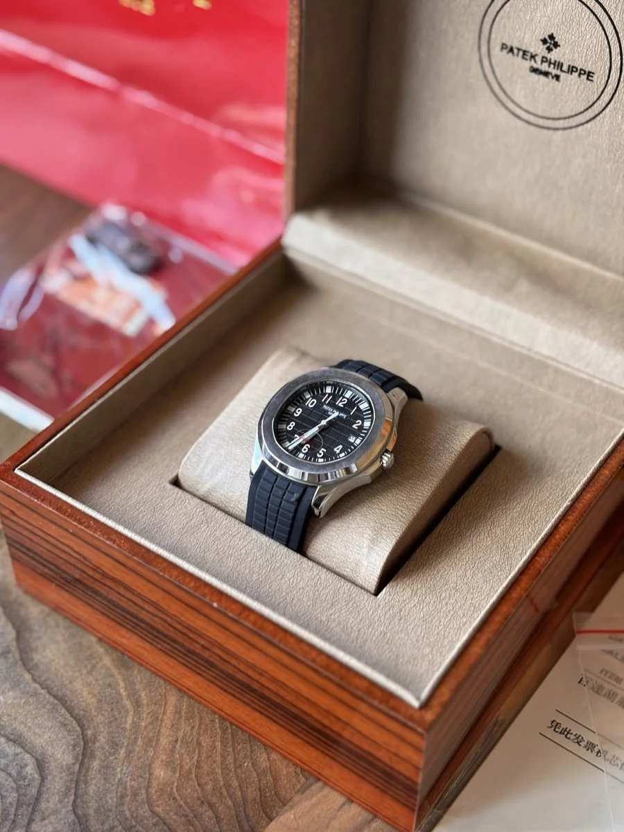 Patek Philippe Aquanaut Black 40 mm — снимка 3