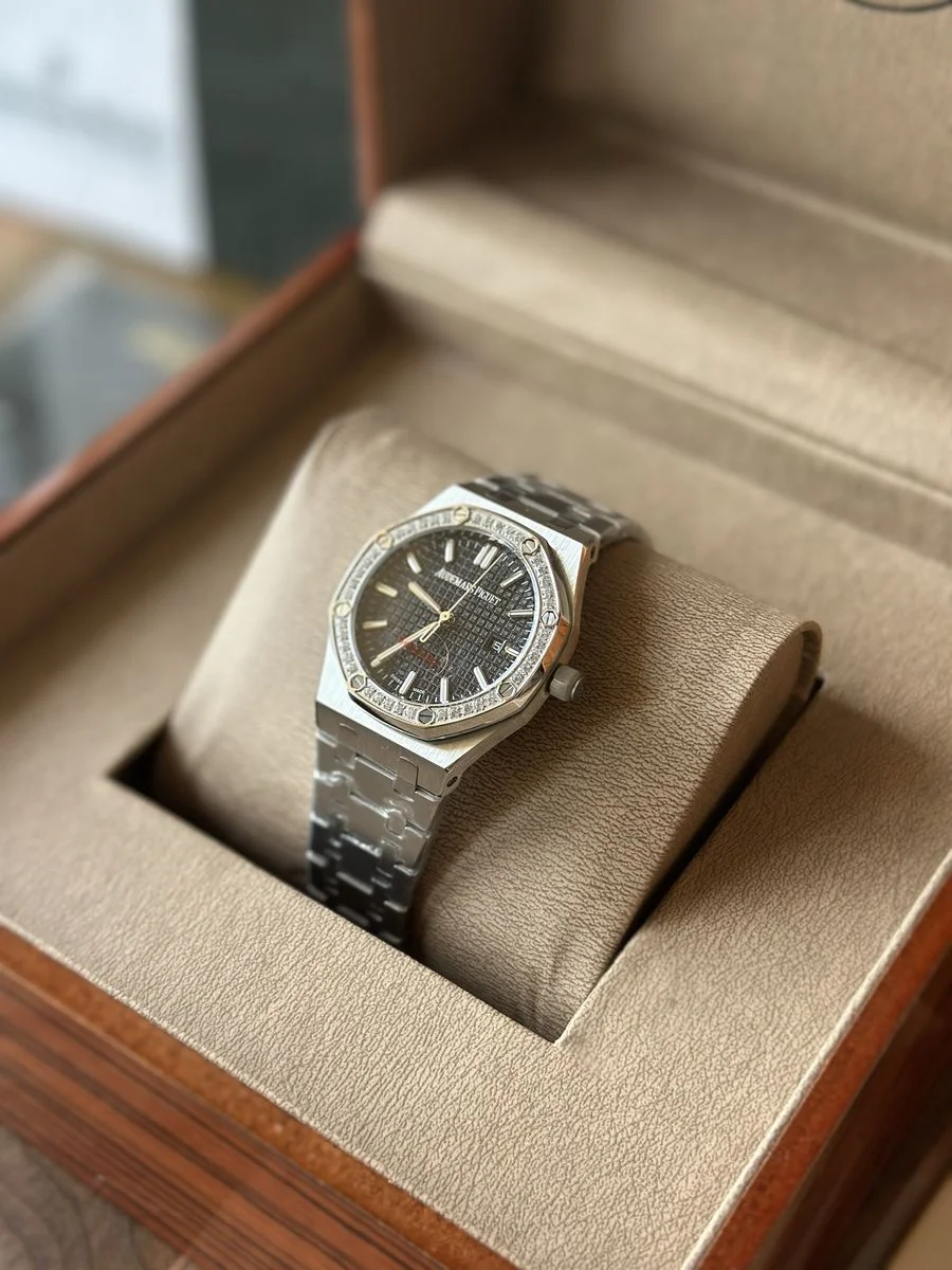 Audemars Piguet Royal Oak Quartz 33 mm - ДАМСКИ МОДЕЛ — снимка 5