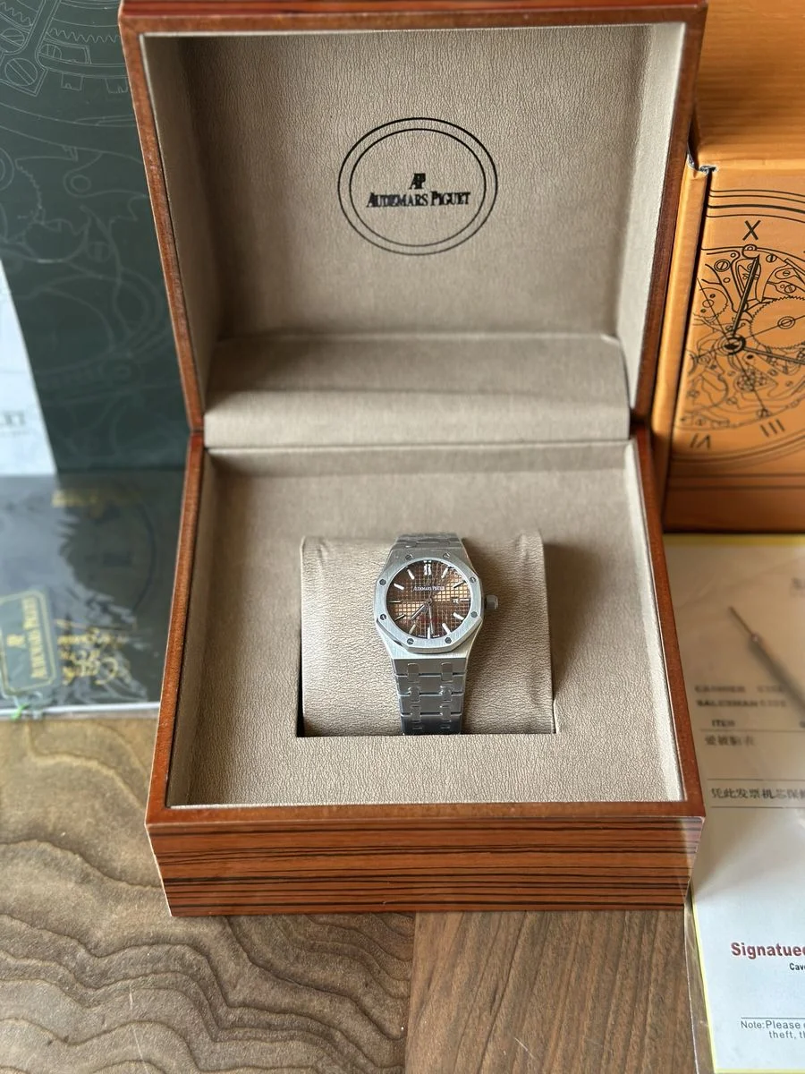 Audemars Piguet Royal Oak QUARTZ - ДАМСКИ МОДЕЛ. — снимка 2