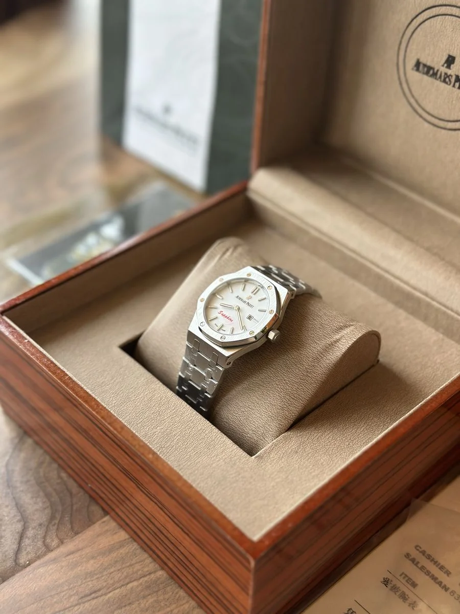Audemars Piguet Royal Oak Quartz 33mm - ДАМСКИ МОДЕЛ — снимка 4