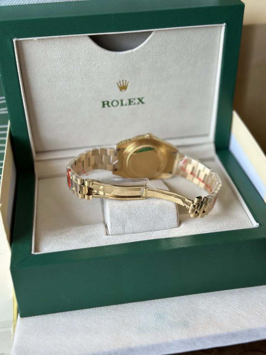 Rolex Day-Date Gold / White 40 mm — снимка 6