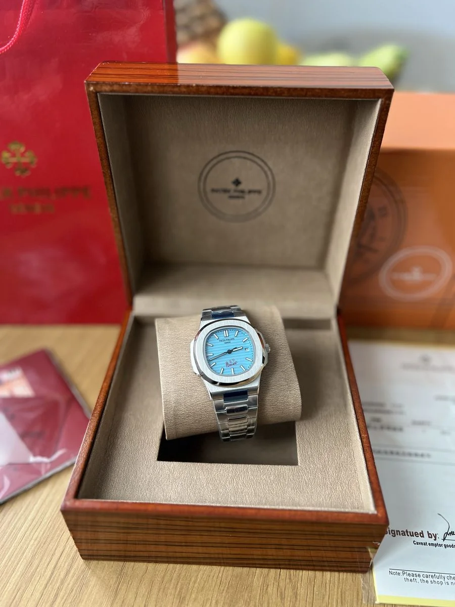 Patek Philippe Nautilius Tiffany 40 mm — снимка 2