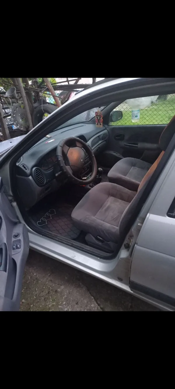 Renault Megane 1.9dti — снимка 4