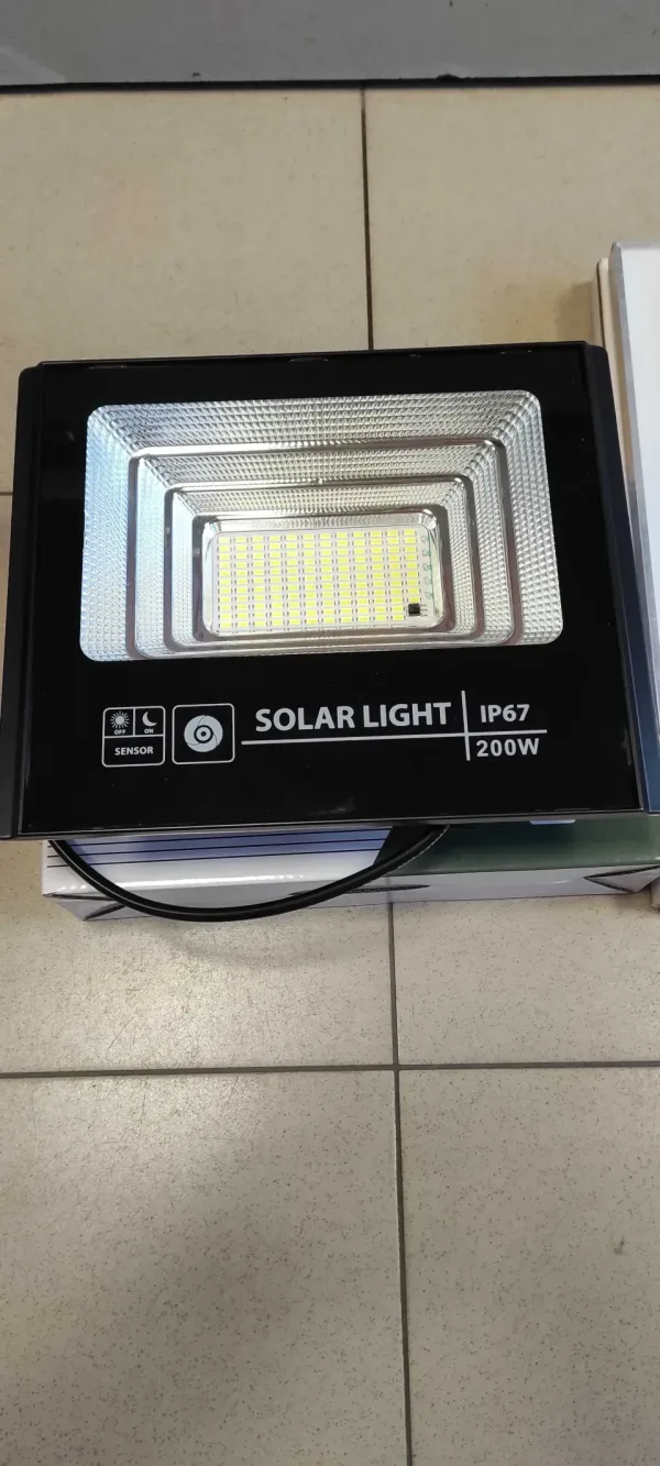 LED Соларен прожектор 200W с отделен панел — снимка 5