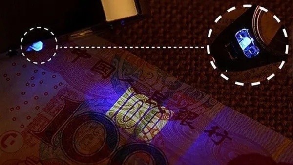 Мощна сгъваема метална лупа 40 x 25 mm LED/UV подсветка — снимка 6