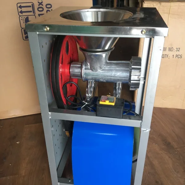 Алуминиева месомелачка №32+стойка с плот и фуния на колела +мотор 2,2 kW — снимка 7