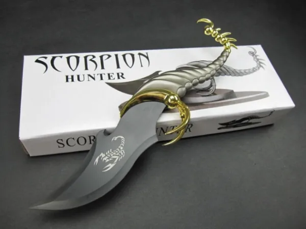 Декоративен нож - Scorpion Hunter Knife на декоративна стойка — снимка 2