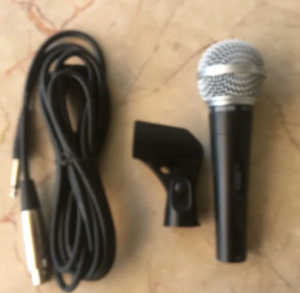 Вокален микрофон Shure Sm58 — снимка 4