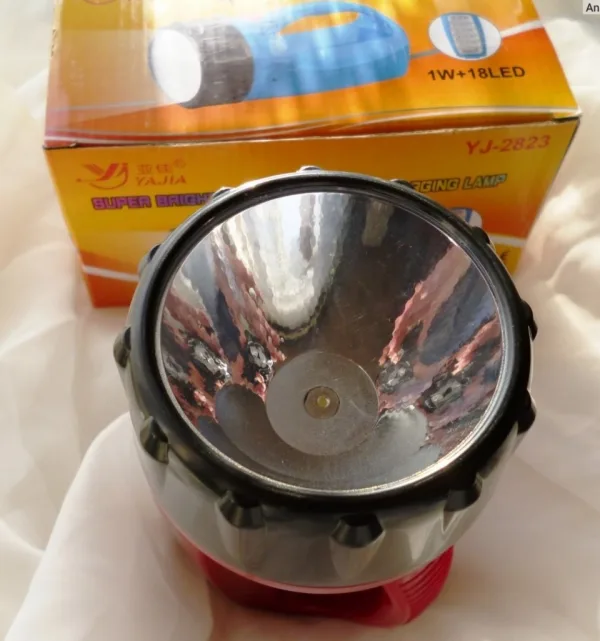 LED акумулаторен фенер YAJIA YJ-2823 — снимка 5