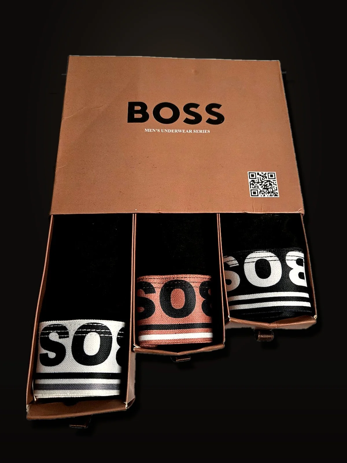 Hugo Boss — Мъжки боксерки 3бр/кутия #84